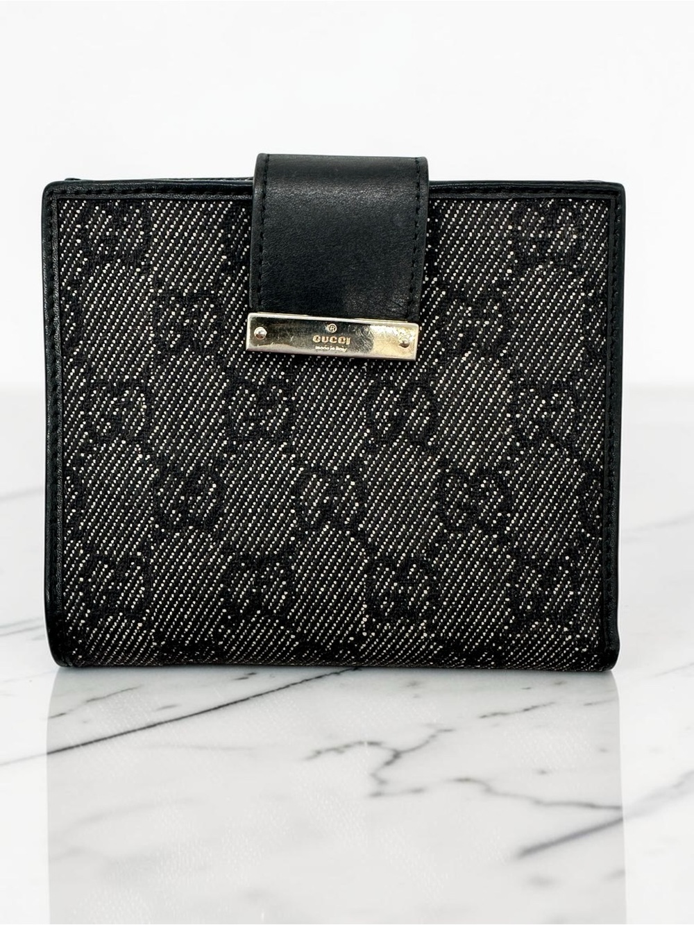 Vintage Gucci 74209 Black GG Monogram Jacquard Leather Compact Flap Wallet EUC